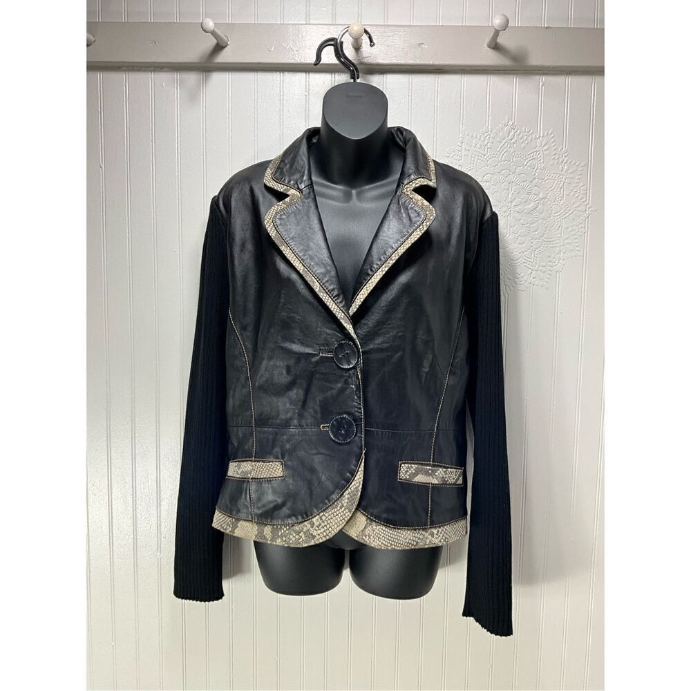 VINTAGE LISA INTERNATIONAL Lambskin Leather Jacket